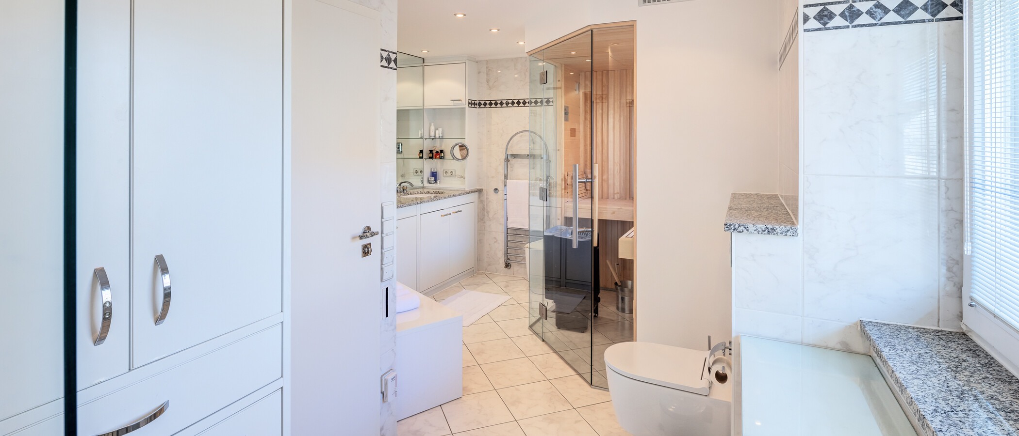Doppelhaushälfte Pullach im Isartal 02 1. Badezimmer 14381