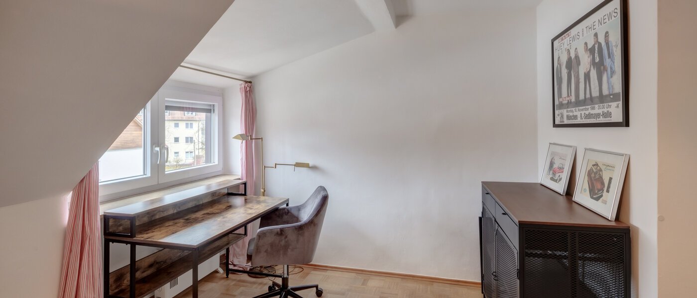 Einfamilienhaus München Daglfing 01 Arbeitszimmer 14387