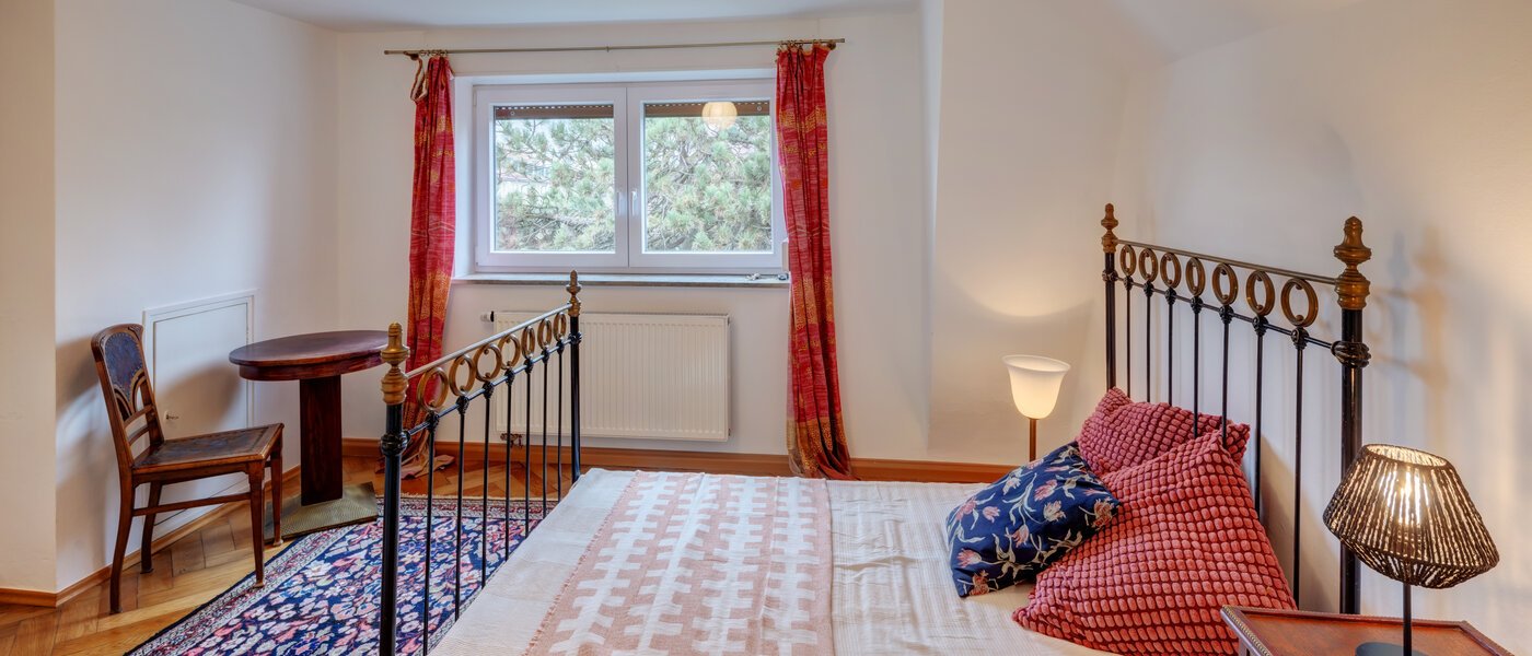 Einfamilienhaus München Daglfing 01 2. Schlafzimmer	 14387