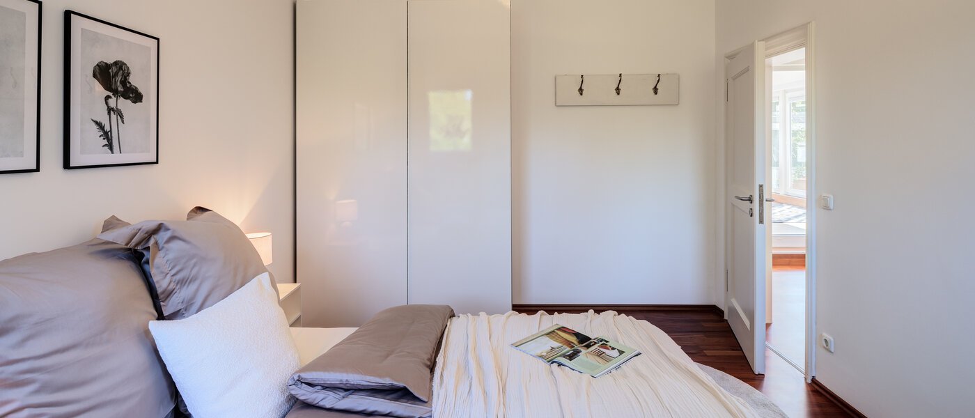 Dachterrassenwohnung München Solln 03 1. Schlafzimmer 14396