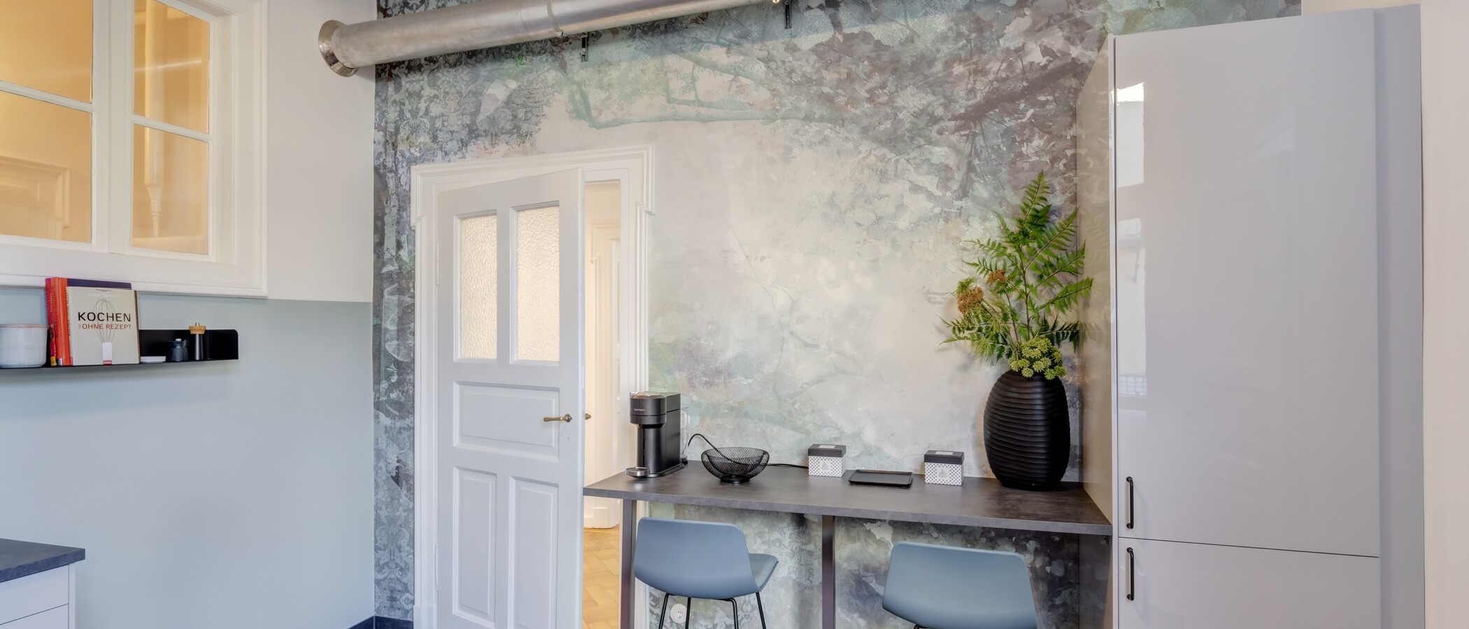 Wohnung München Schwabing-Nord (zw. Leopoldstraße & Englischen Garten) 03 Küche 14397