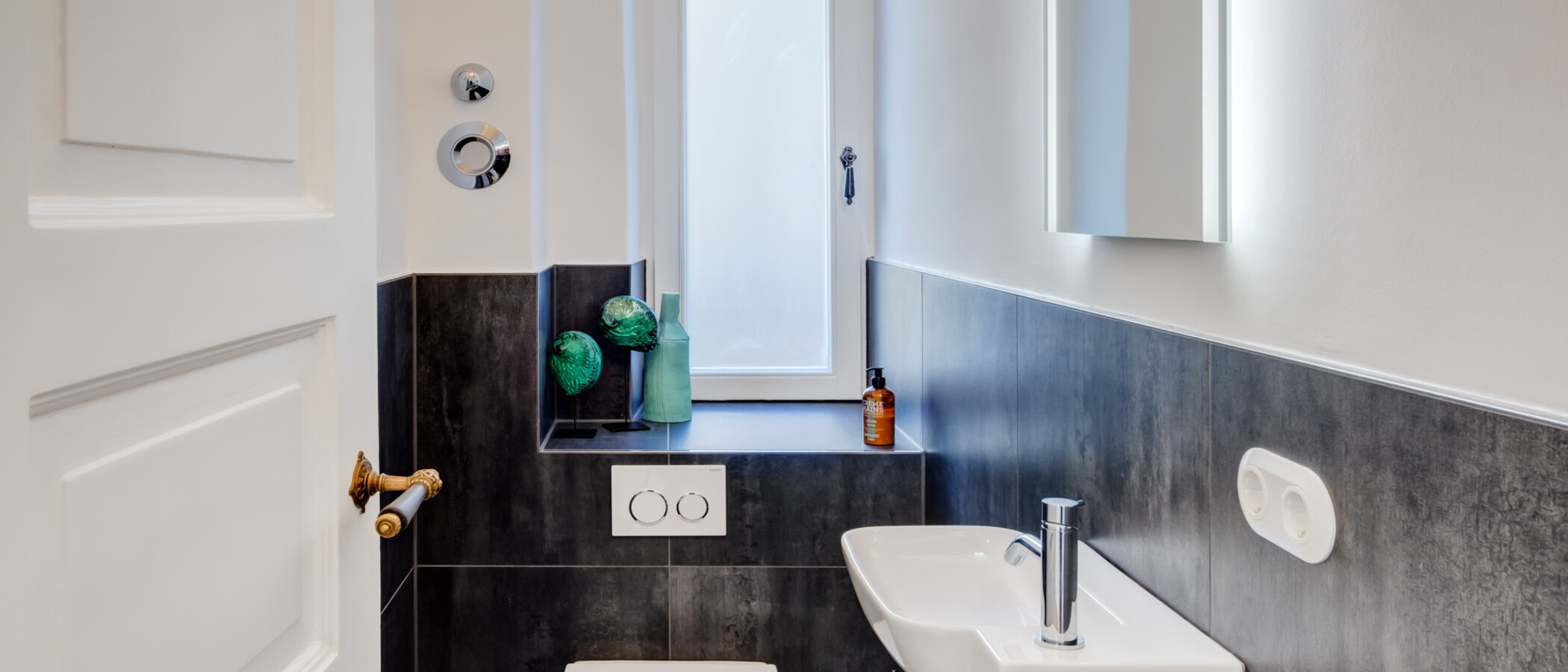 Wohnung München Schwabing-Nord (zw. Leopoldstraße & Englischen Garten) 01 Gäste-WC 14397