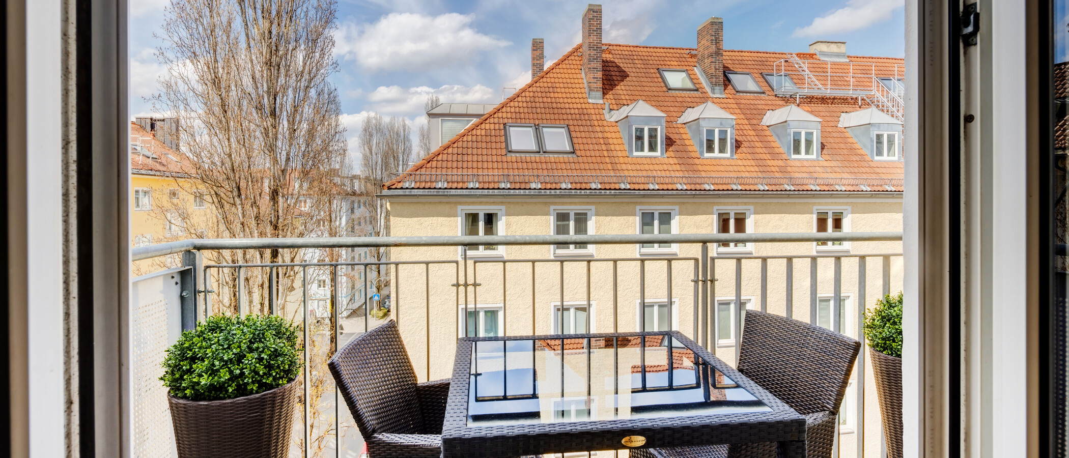 Wohnung München Maxvorstadt - Rund um den Josephsplatz 01 Balkon 14405