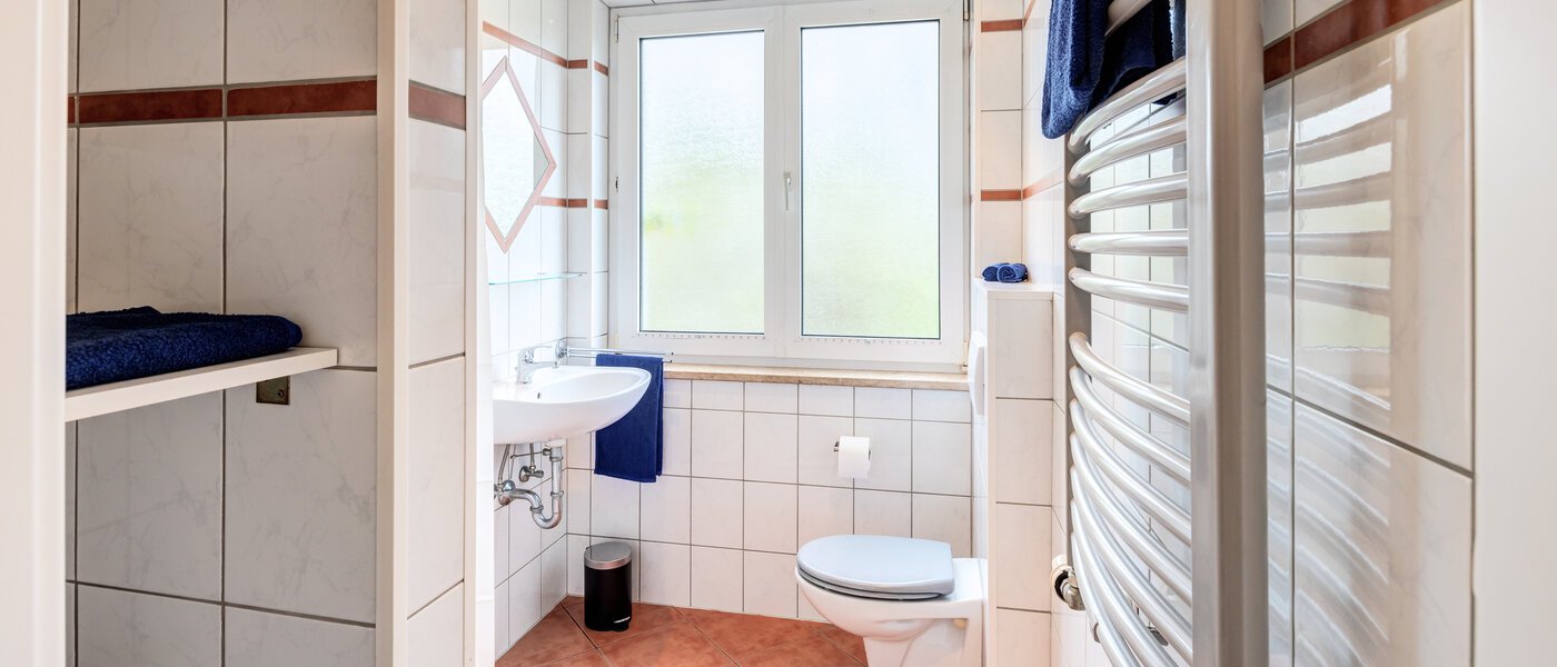 Wohnung Germering 01 Badezimmer 14418