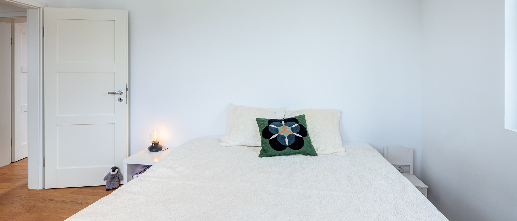 Einfamilienhaus Schäftlarn 03 2. Schlafzimmer	 14427