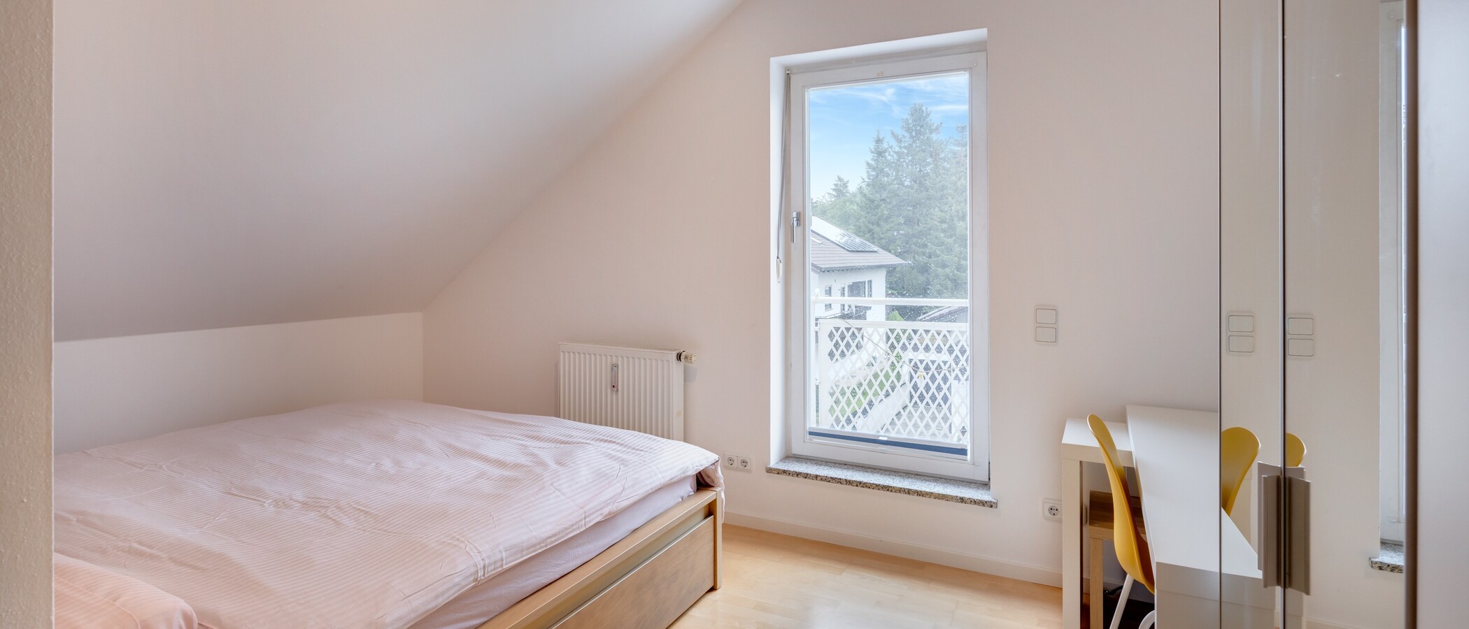 Dachgeschosswohnung München Waldperlach 01 2. Schlafzimmer	 14432