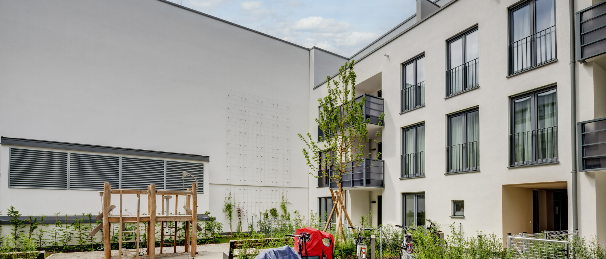 Dachterrassenwohnung München Sendling-Westpark 02 Innenhof 14433