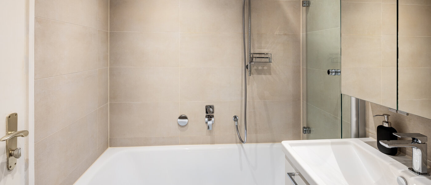 Wohnung München Freimann 03 Badezimmer 14434