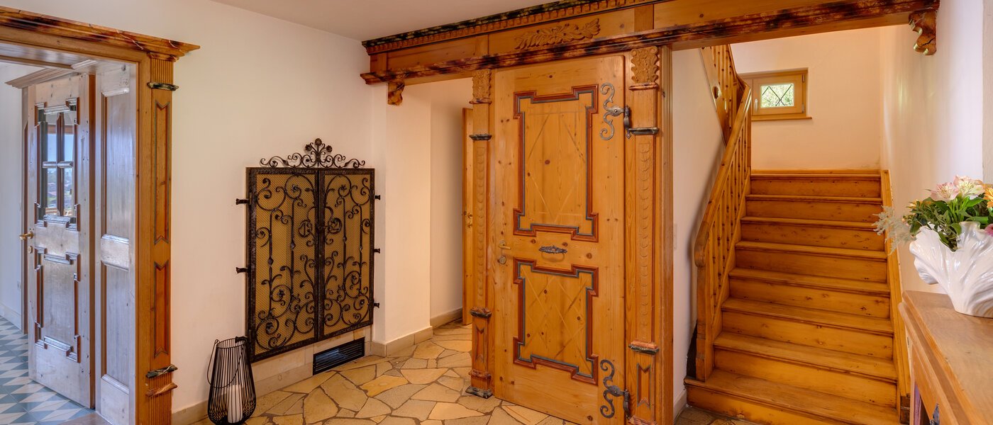 Villa Bad Wiessee 04 Flur/Gang 14436