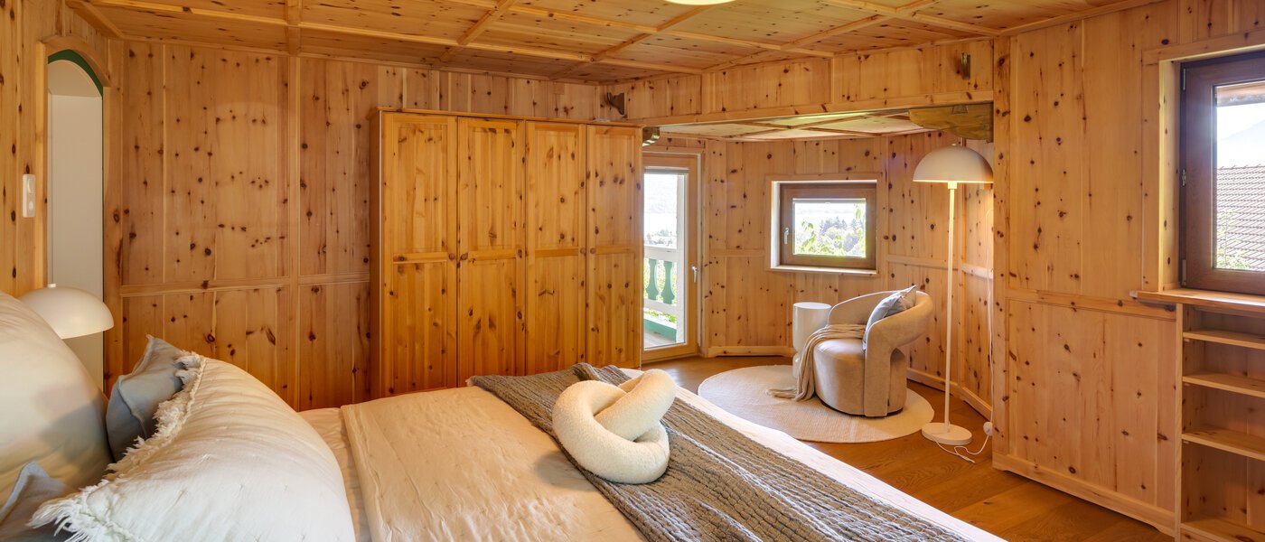 Villa Bad Wiessee 03 1. Schlafzimmer 14436