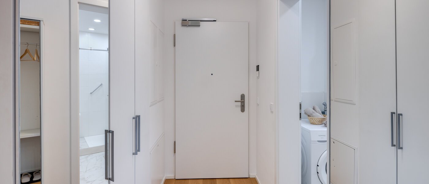 Wohnung Taufkirchen 01 Flur/Gang 14456