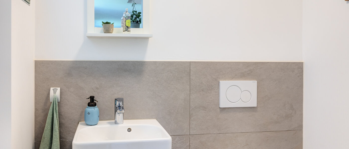 Doppelhaushälfte Icking 01 Gäste-WC 14465