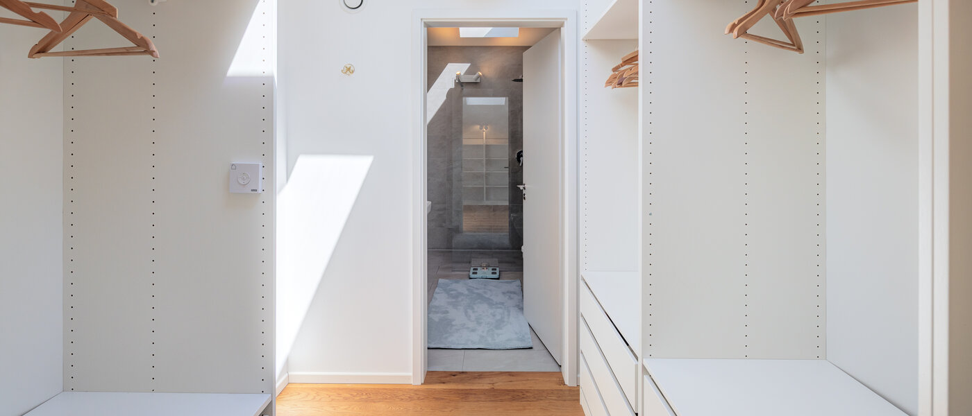 Doppelhaushälfte Icking 02 Begehbarer Schrank 14465