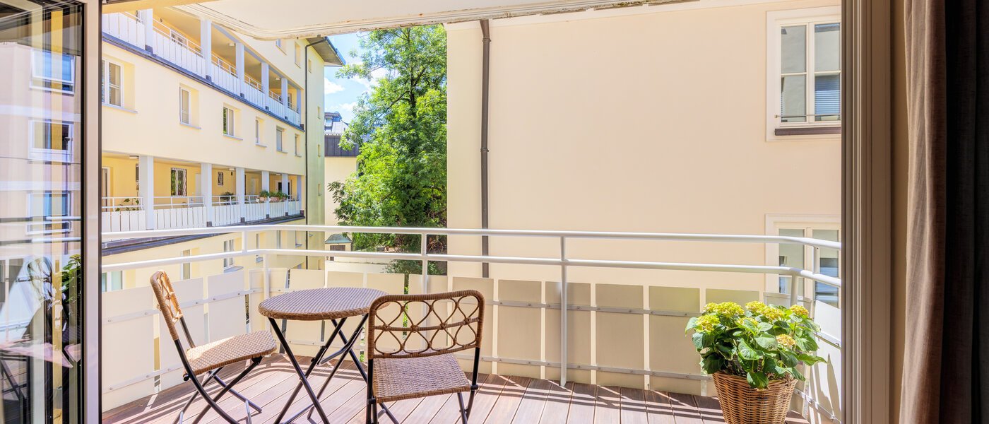 Wohnung München Maxvorstadt - Universitätsviertel 01 Balkon 14491