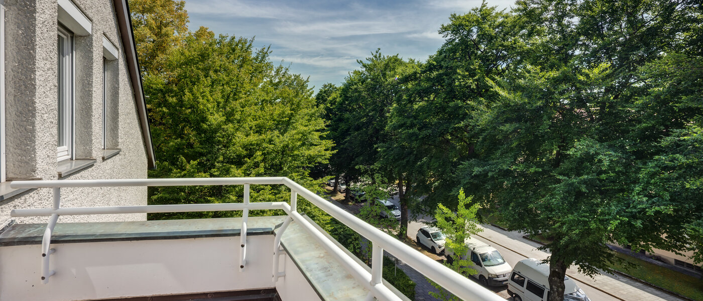 Dachgeschosswohnung München Harlaching 02 Balkon 14501