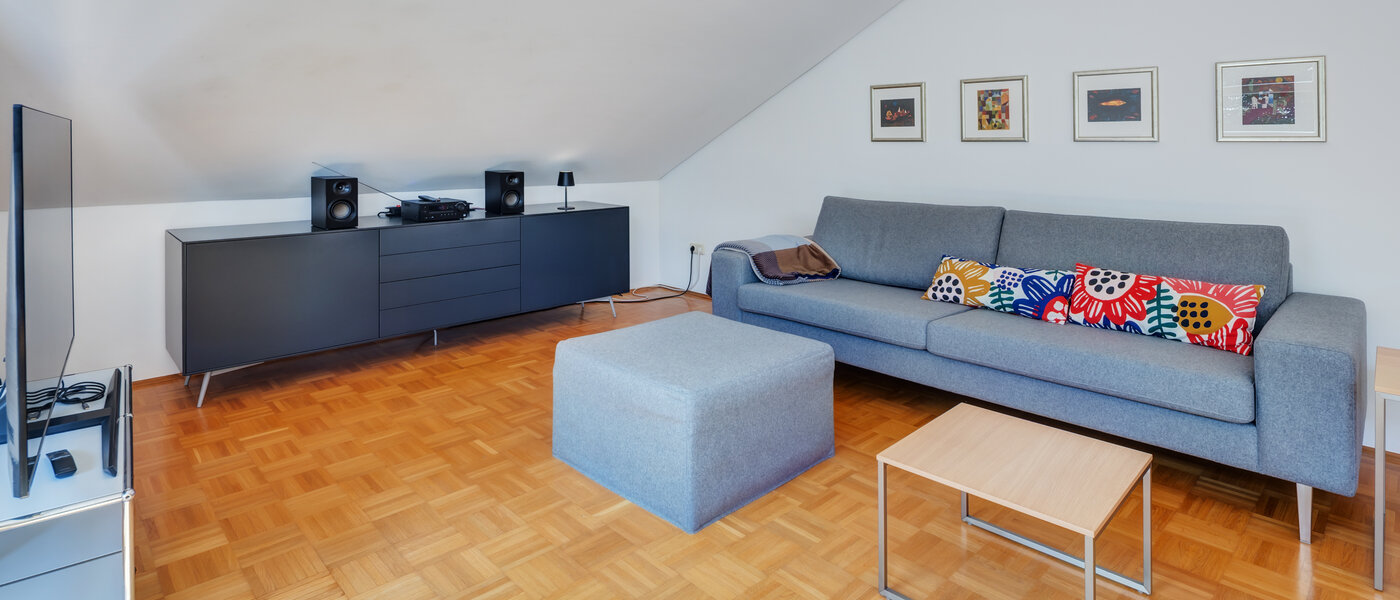 Dachgeschosswohnung München Harlaching 02 Wohnbereich 14501