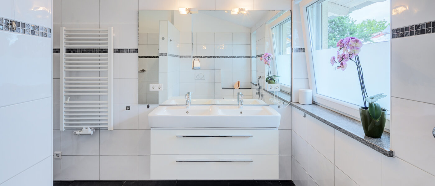 Doppelhaushälfte Wörthsee 04 1. Badezimmer 14511