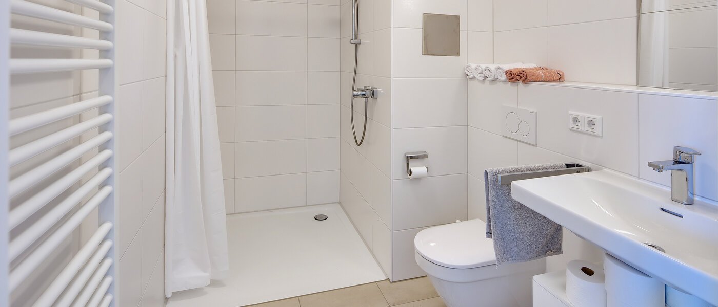 Wohnung Germering 01 Badezimmer 14527
