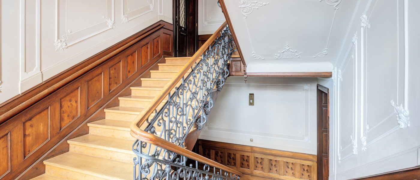 Wohnung München Neuhausen 01 Treppenhaus 14528