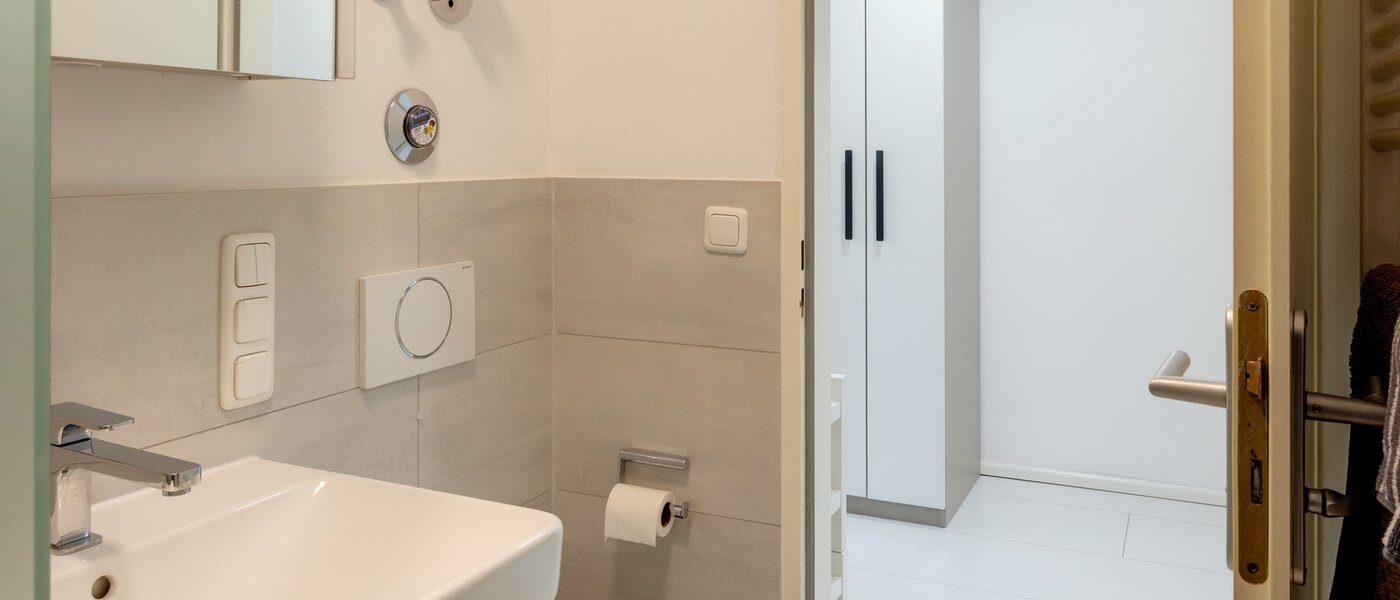 Wohnung München Milbertshofen 03 Badezimmer 14531