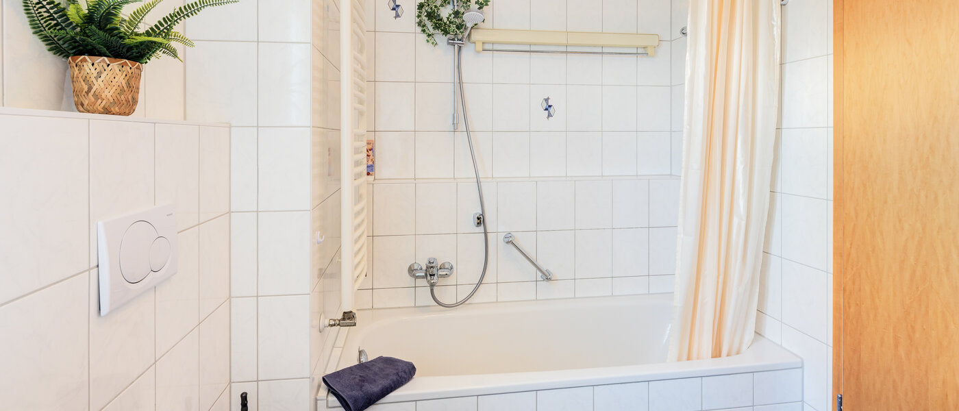 Wohnung Garching 02 Badezimmer 14539