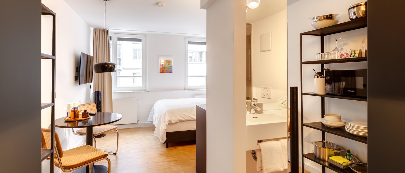 Apartment München Schwabing-West (rund um den Hohenzollernplatz) 01 Wohnbereich 14544