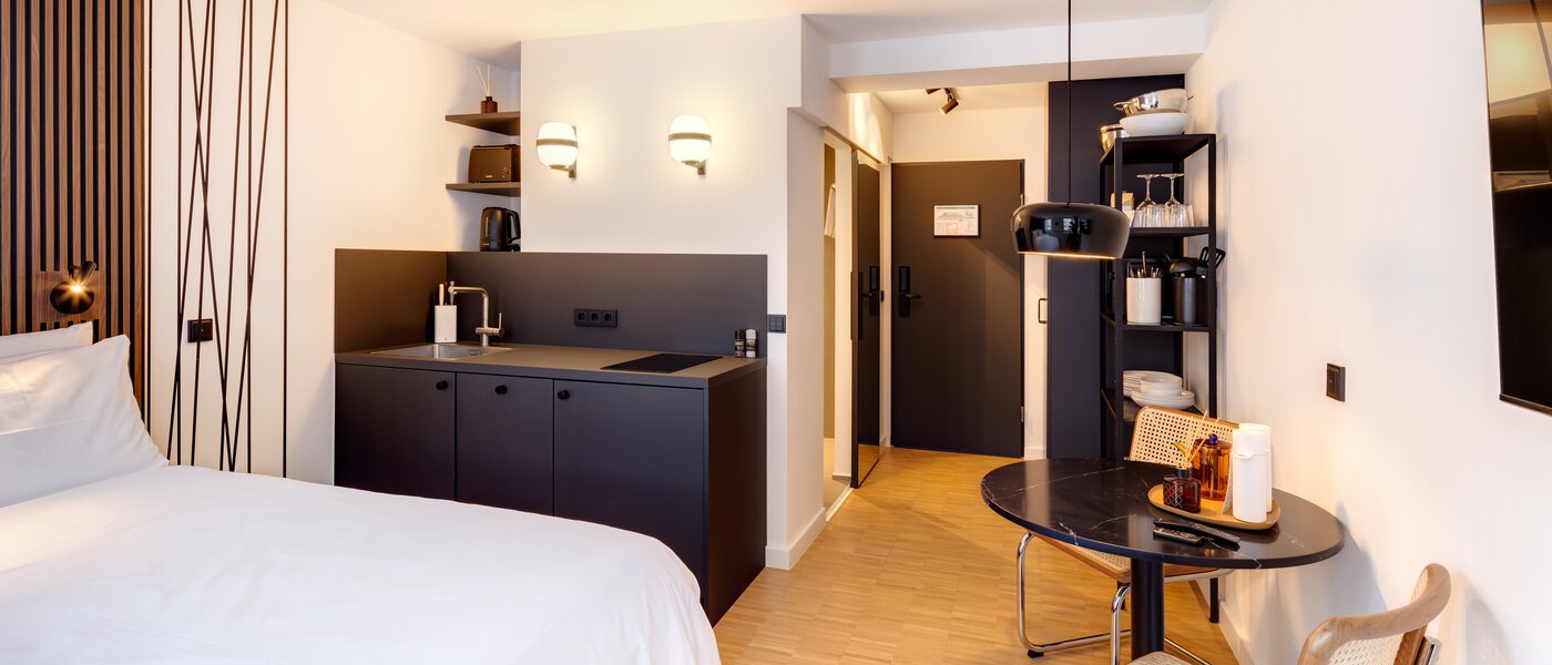 Apartment München Schwabing-West (rund um den Hohenzollernplatz) 02 Wohnbereich 14544