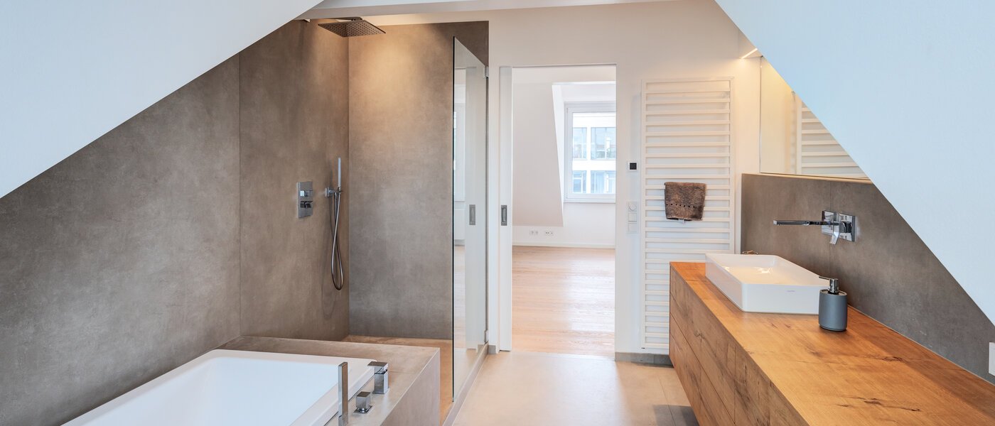 Dachgeschosswohnung München Maxvorstadt 03 Badezimmer 14568