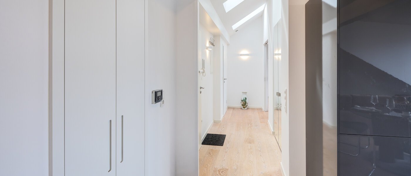 Dachgeschosswohnung München Maxvorstadt 01 Flur/Gang 14568