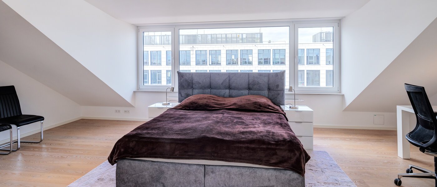 Dachgeschosswohnung München Maxvorstadt 01 Schlafzimmer 14568