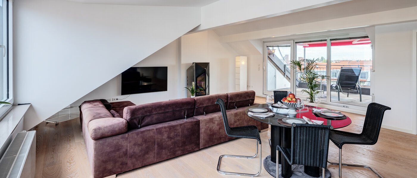 Dachgeschosswohnung München Maxvorstadt 03 Wohnbereich 14568