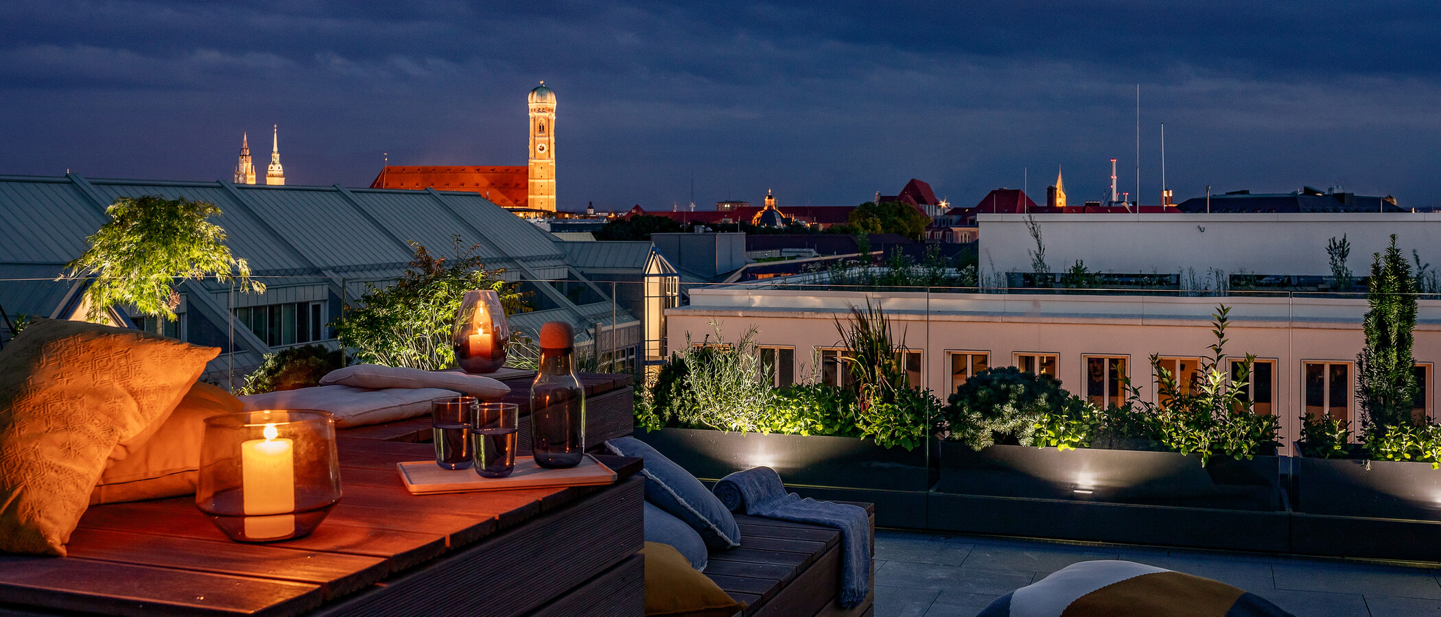 Wohnung München Maxvorstadt - Museumsviertel 01 Gemeinschaftsterrasse  14574