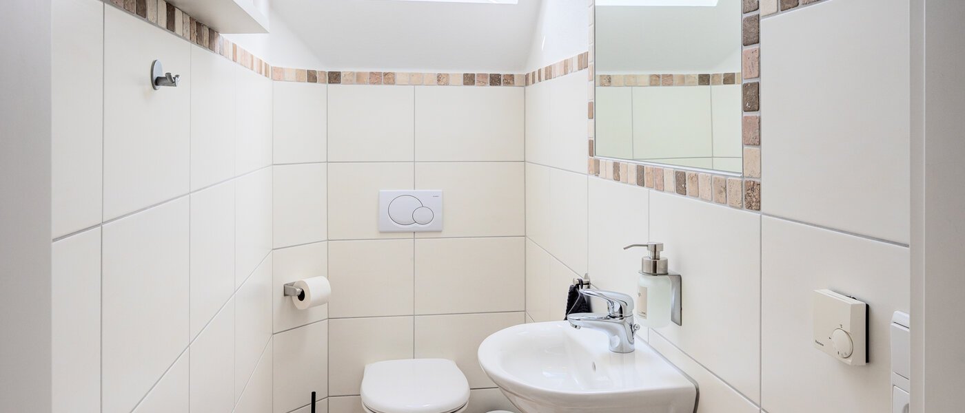Maisonettewohnung Gröbenzell 01 Gäste-WC 14575