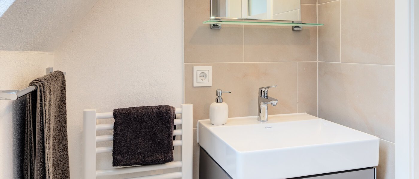 Einfamilienhaus München Obermenzing 01 2. Badezimmer 14582