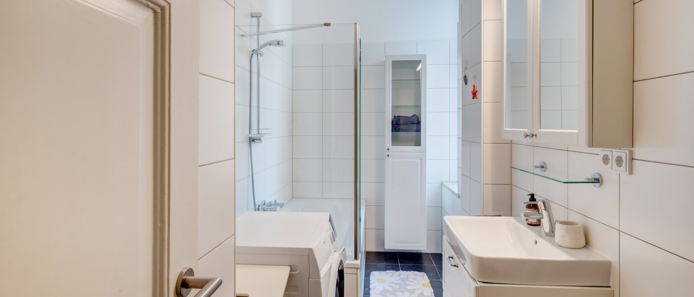Wohnung München Altbogenhausen 01 Badezimmer 14584