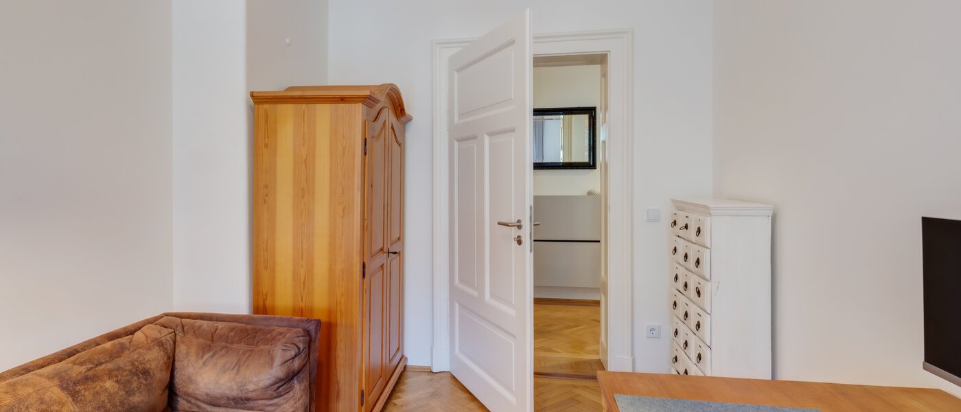 Wohnung München Altbogenhausen 03 2. Schlafzimmer	 14584