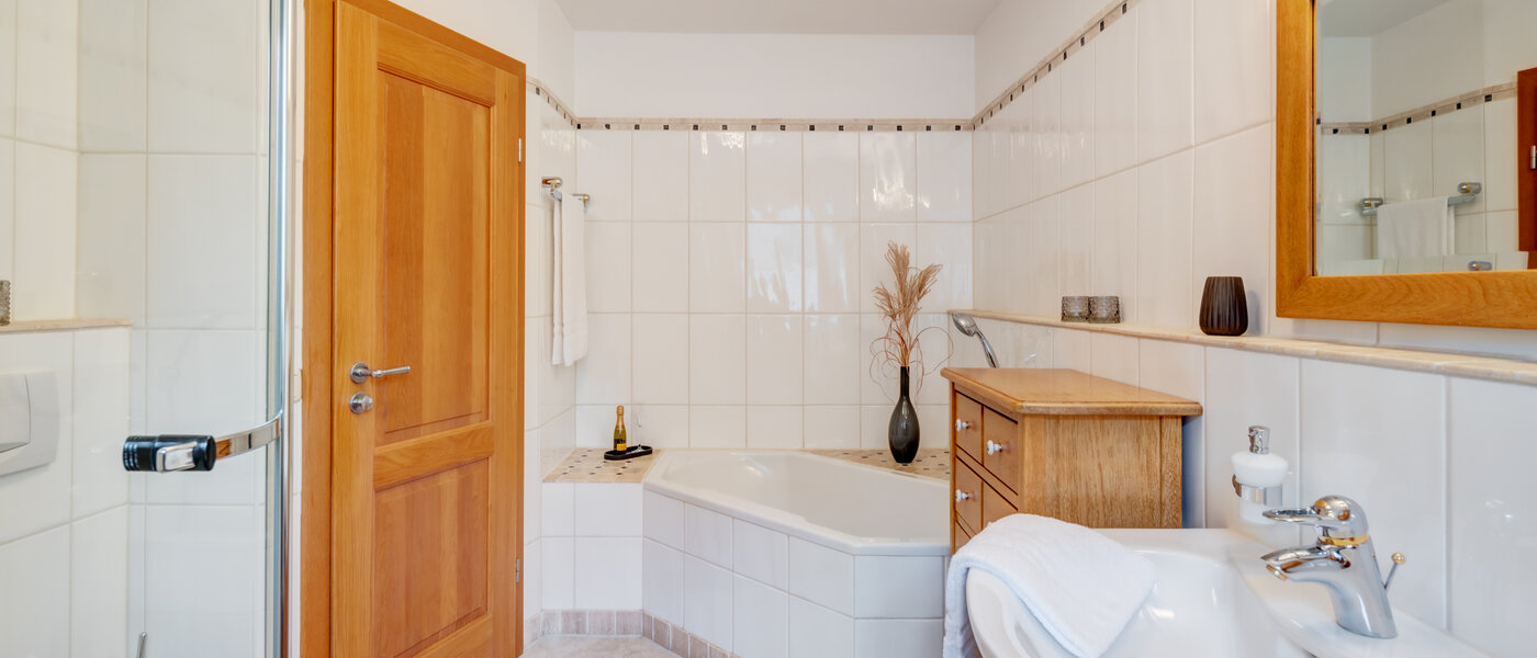 Maisonettewohnung München Fasangarten 03 Badezimmer 14585