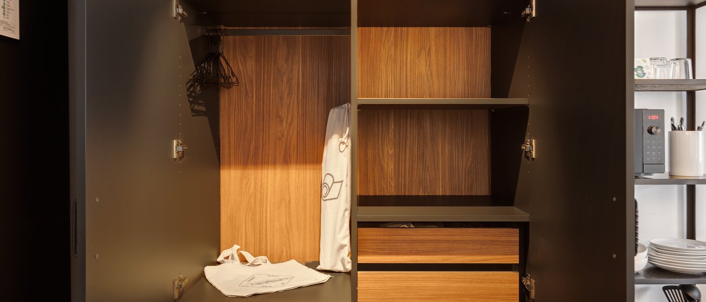 Apartment München Schwabing-West (rund um den Hohenzollernplatz) 02 Flur/Gang 14592