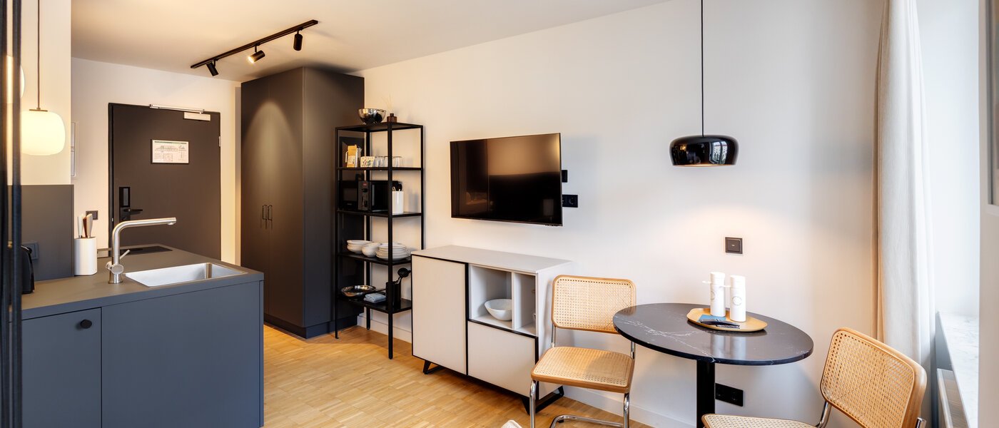 Apartment München Schwabing-West (rund um den Hohenzollernplatz) 04 Wohnbereich 14592