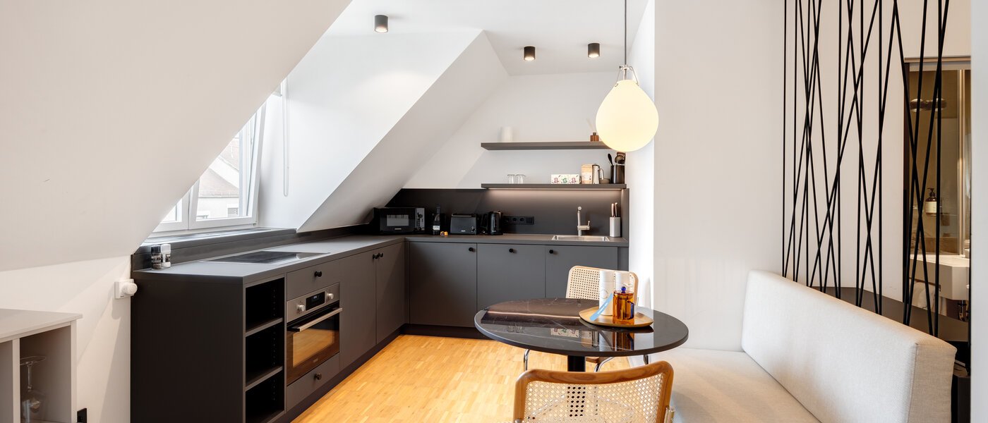 Apartment München Schwabing-West (rund um den Hohenzollernplatz) 01 Küche 14593