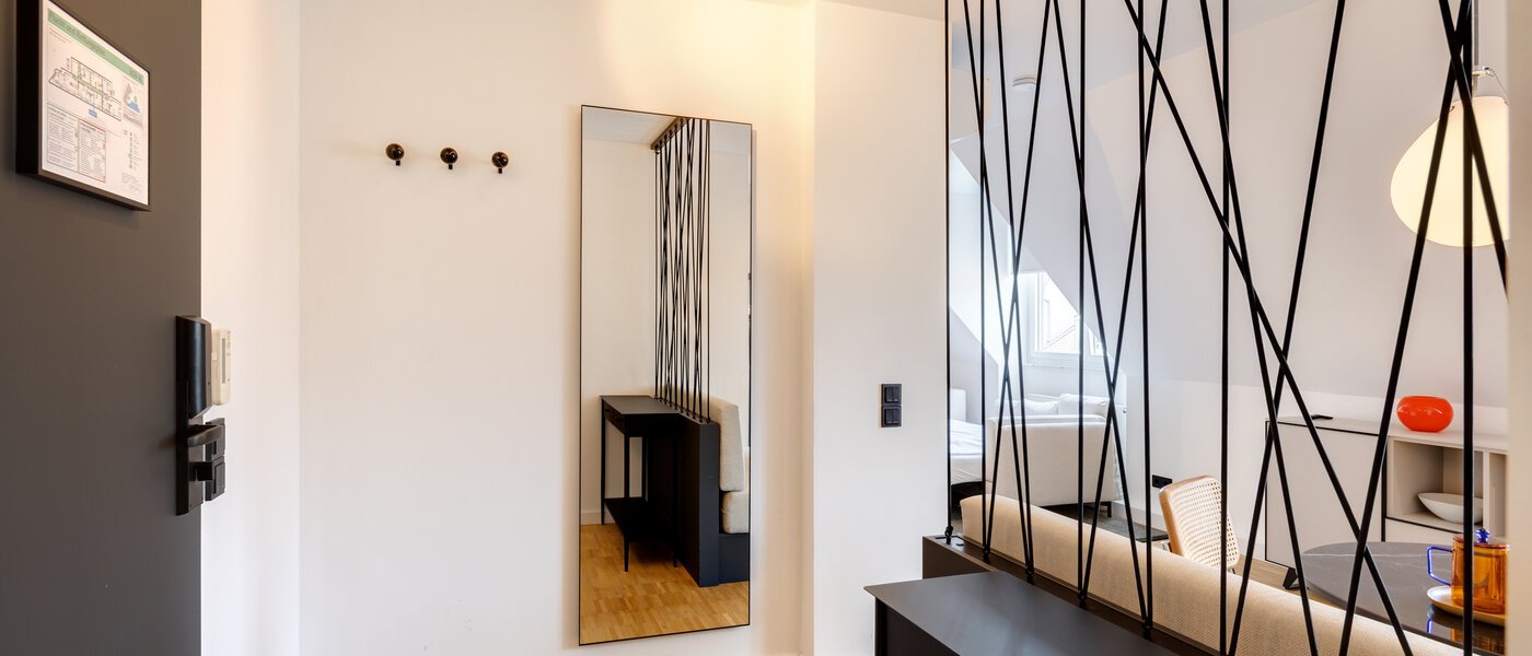 Apartment München Schwabing-West (rund um den Hohenzollernplatz) 03 Flur/Gang 14593