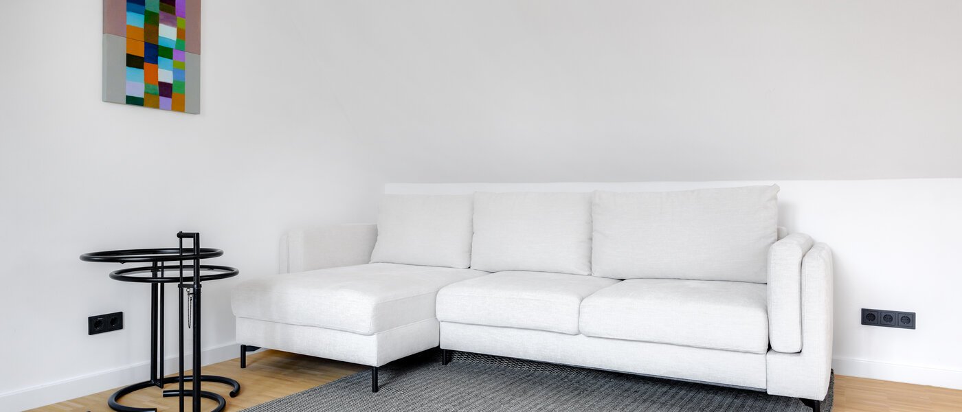 Apartment München Schwabing-West (rund um den Hohenzollernplatz) 03 Wohnbereich 14593