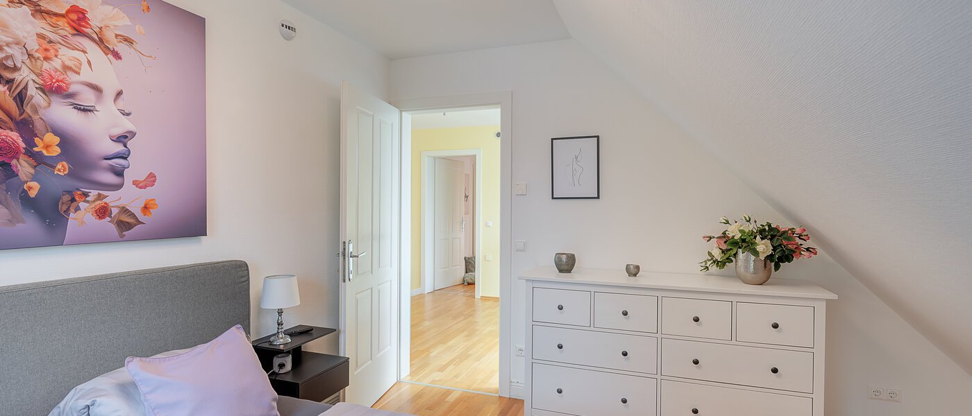 Einfamilienhaus Ismaning 04 2. Schlafzimmer	 14615