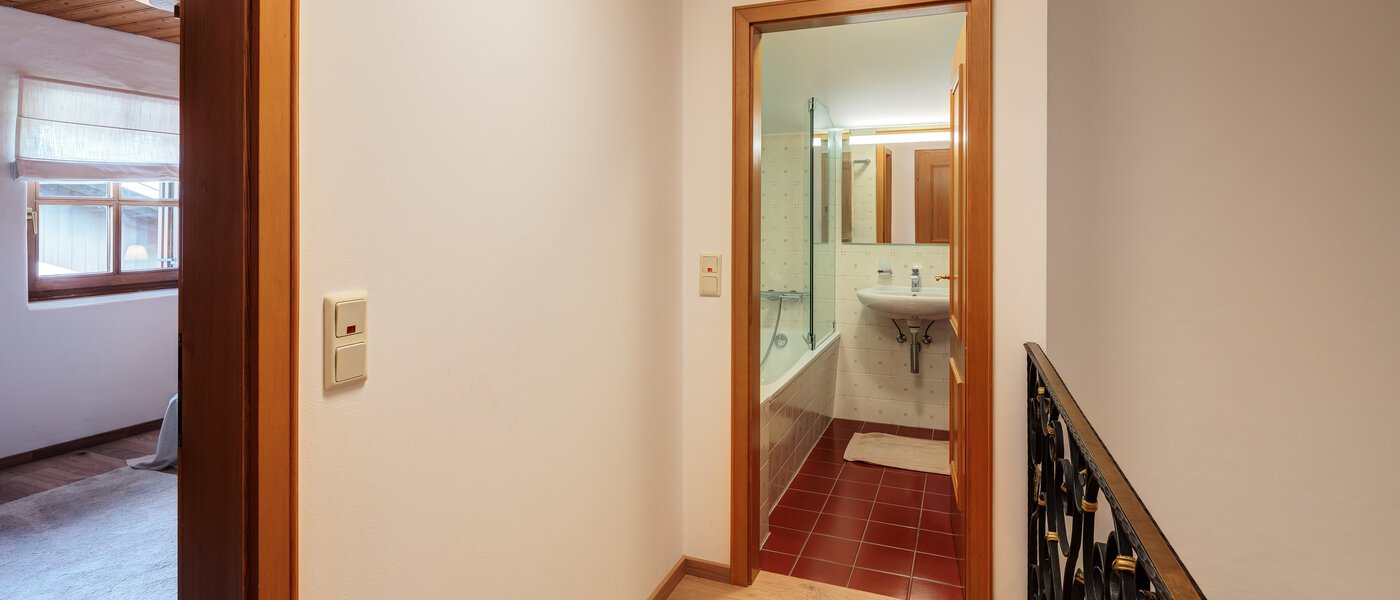 Doppelhaushälfte Rottach-Egern 07 Flur/Gang 14616