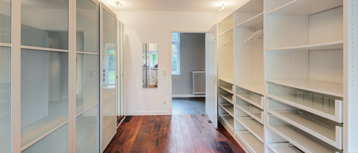 Haus Vaterstetten 04 Begehbarer Schrank 14635