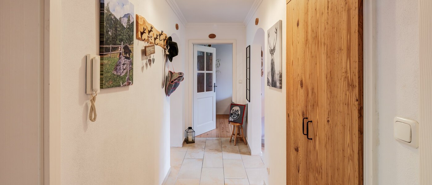 Wohnung Kreuth 01 Flur/Gang 14644