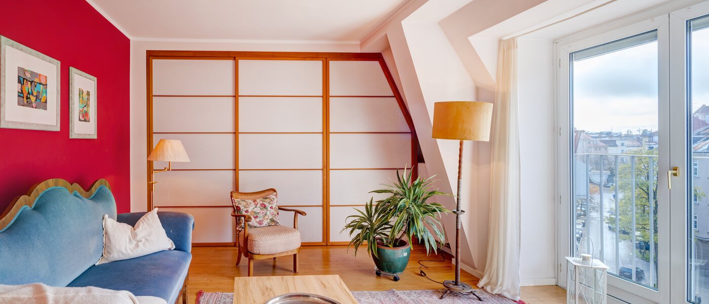 Dachgeschosswohnung München Haidhausen 03 Wohnzimmer 14648