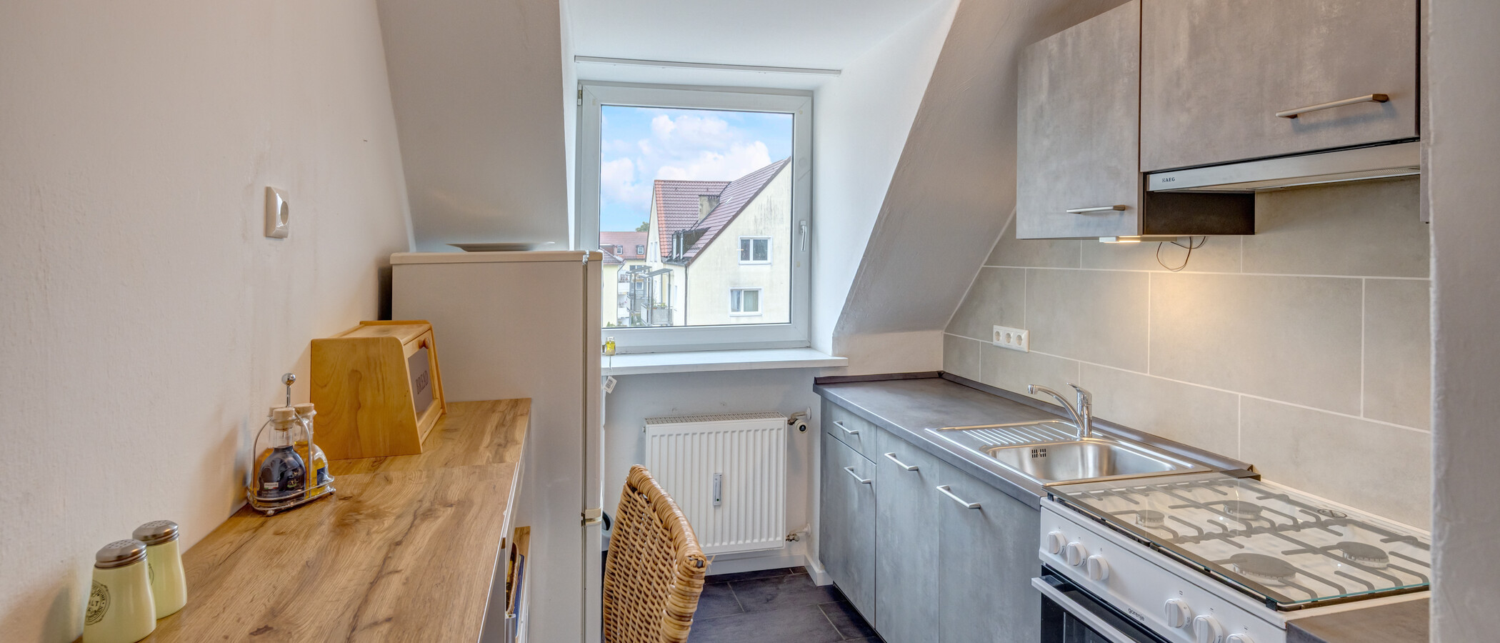 Dachgeschosswohnung München Untergiesing 01 Küche 14653