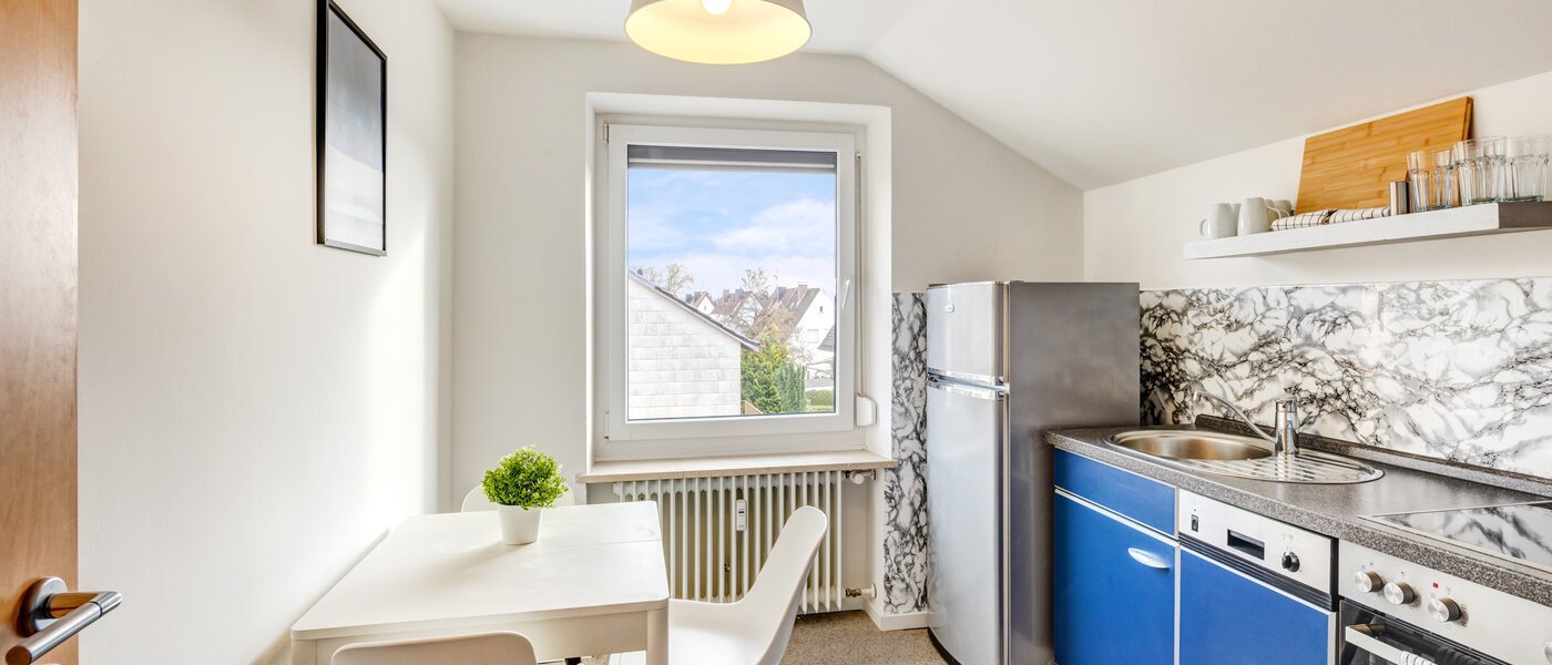 Dachgeschosswohnung Dachau 01 Küche 14669