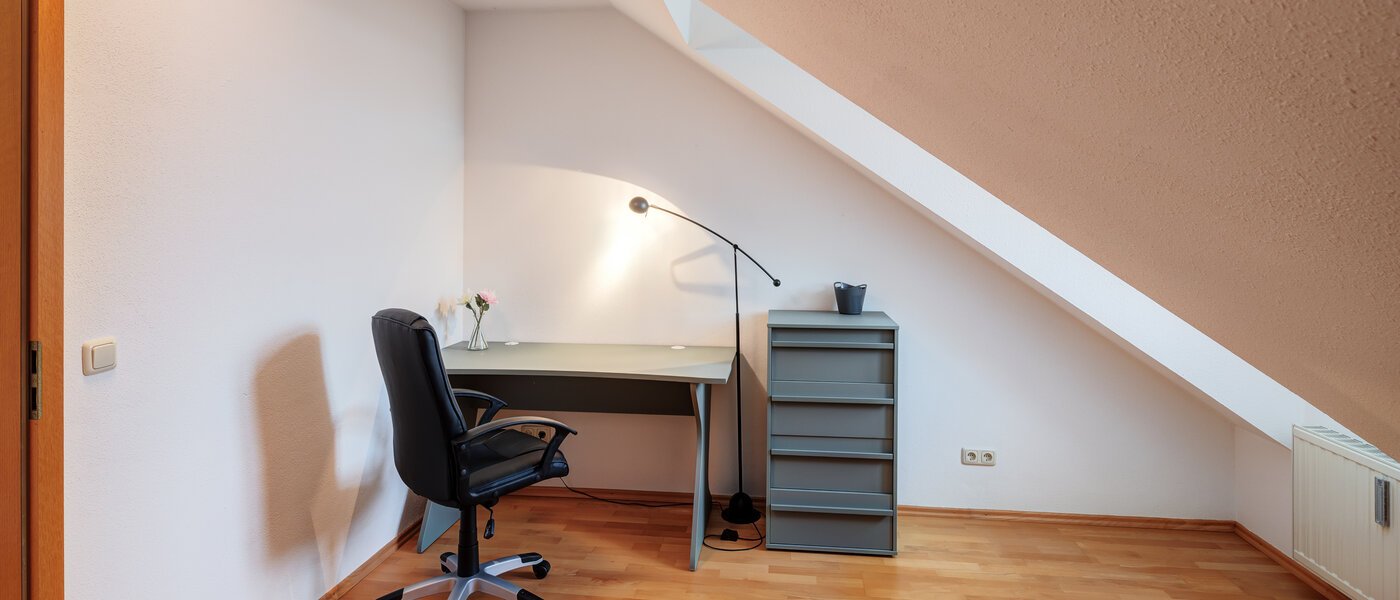 Dachgeschosswohnung München Neufahrn b. Freising 01 Arbeitszimmer 14673